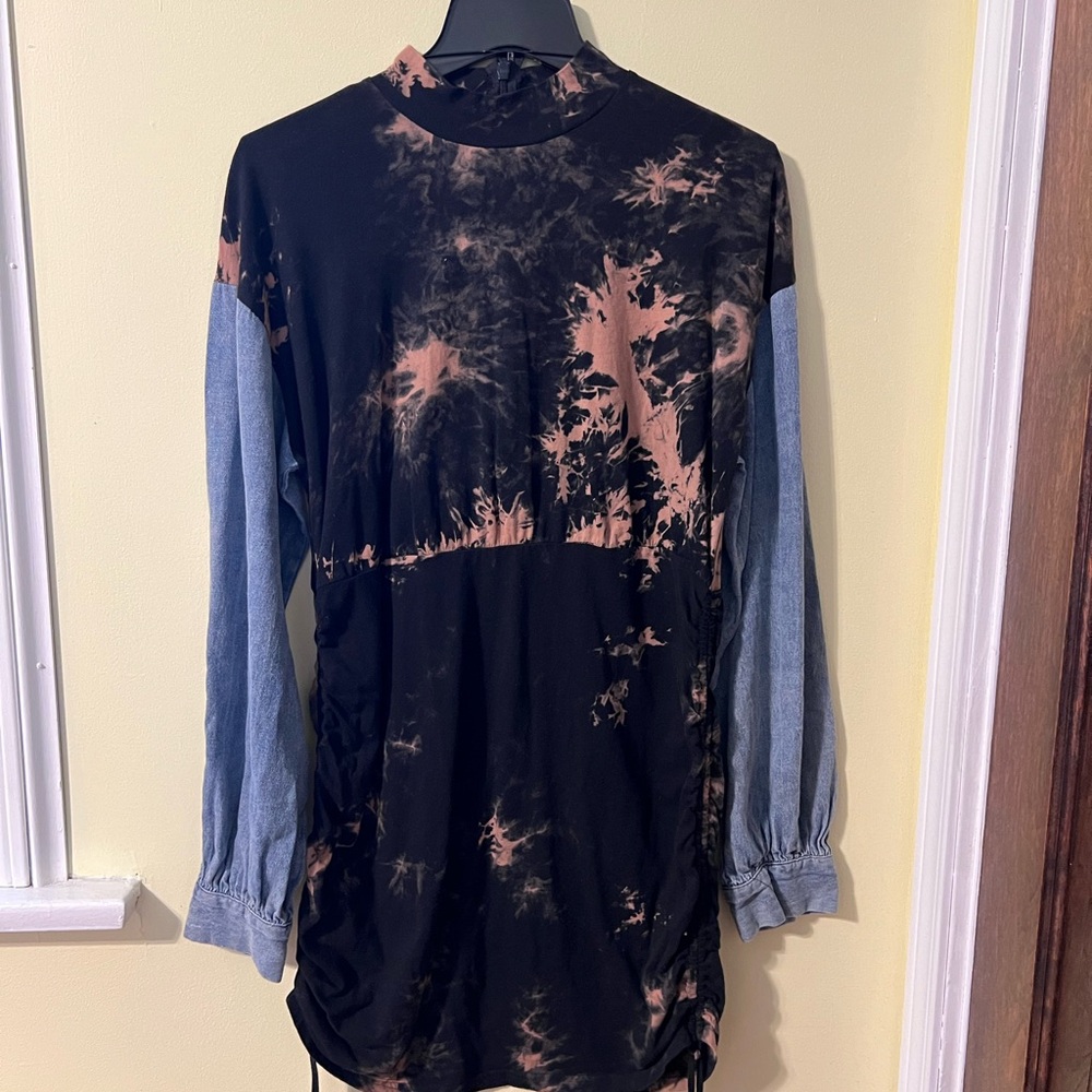 Fashion Nova Black and Pink Tie-Dye Long Sleeve Top